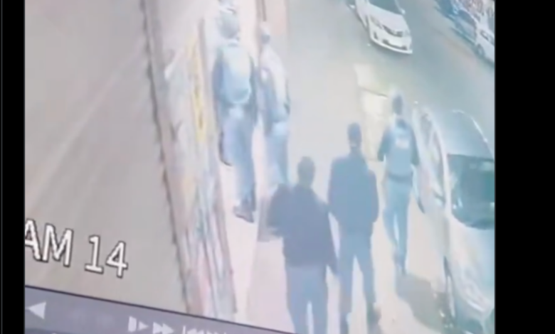 JHB CBD Robbery Video: Officers Seen Walking Away Instead of Stepping In